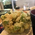 武蔵野うどん 竹國 - かき揚げボリューミーのサックサク
