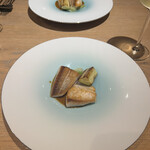 ヤナカ スギウラ - スズキのポワレ