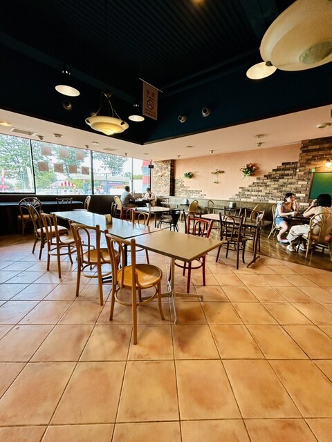 花の種 リナワールド店 - 茂吉記念館前（クレープ・ガレット）の写真