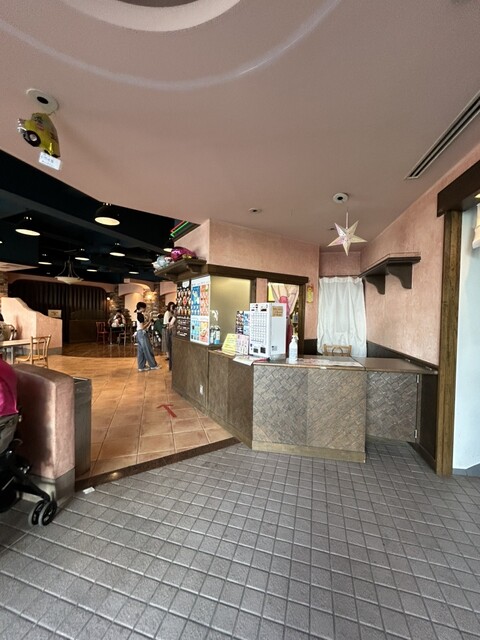 花の種 リナワールド店 - 茂吉記念館前（クレープ・ガレット）の写真