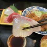 あざみ - 新鮮でコリコリ食感のカンパチです♪