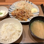 やよい軒 - しょうが焼定食 860円
