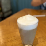 cafe chestnuts - ＋¥80でアイスラテに