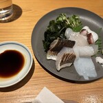 石臼挽手打 そばの音 - 造り盛り　秋刀魚・いさき・剣先イカ・鯛・タコ