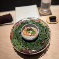鮨m - 