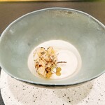 トゥ・ラ・ジョア イズム - 