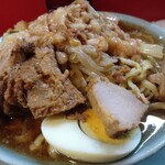 ラーメン富士丸 西新井大師店 - ラーメンちょい脂