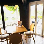 道の駅とみうら 枇杷倶楽部 - 今年は　増築工事のためか　ここからのお話はありませんでした。