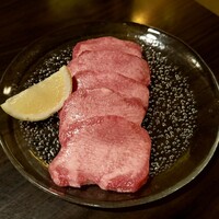 焼肉一頭両騨 町田本店 - 