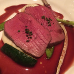 テート・ア・テート - 蝦夷鹿のグリル