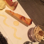 テート・ア・テート - マロンのムースとカシスのムースモンブラン風・クリームチーズのスフレケーキ・リンゴのタルト