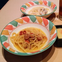 ライブキッチン COOKA - 筮竹をさしていただくパスタ2種　アルデンテでおいしい