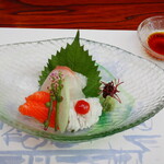 ひろ文 - 不味い刺身