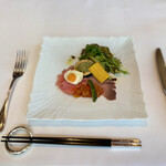 リストランテ イ・ルンガ - 北海道産仔牛のサラダ　ピエモンテ風