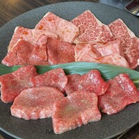 焼肉うしごろ 銀座並木通り店 - 