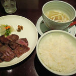 牛たん福助 - たん焼定食（１５００円）