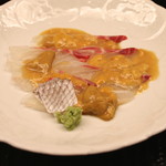 緒方 - 明石産 鯛　雲丹ソースがけ　(2014/10)