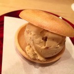 樋口 - 最中　炙って出されます