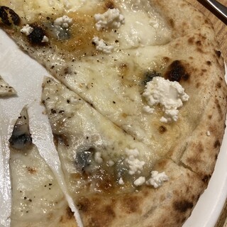 ぷれーんぴざです！ 口コミ一覧 : クラフトチーズ&ピザ ロマーノ 三井アウトレット