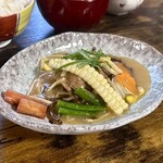 お食事処 だんらん日和 - 本日のランチ(\1,980)　メイン：煮豚の信州産きの子と野菜あんかけ