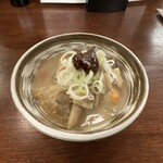 満天酒場 - 名物・煮込み。