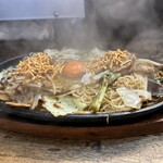 ケンゾーカフェ - 焼きラーメン（900円）2025.2
