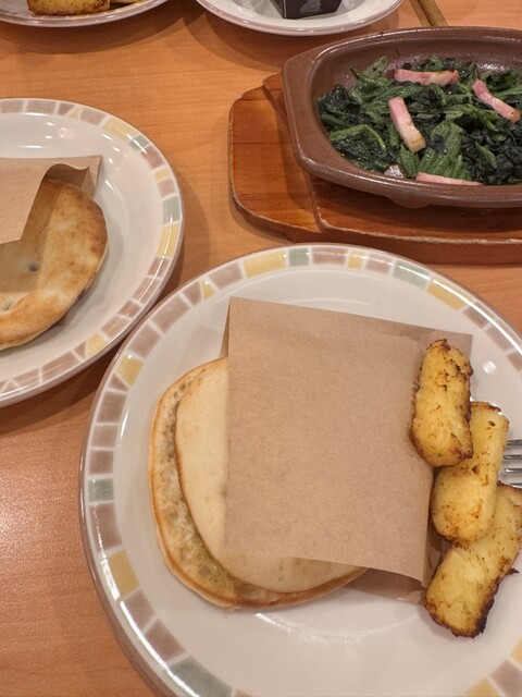 Saizeriya Ooshima Pi-Kokkusutoa Maeten