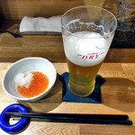 天ぷら処 こさか - 生ビール（２口飲みました）＆ お通し（イクラおろし）（２０１４年１０月）