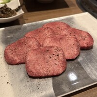焼肉レストラン ROINS 久茂地国際通り店 - 