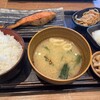 炭火焼干物定食 しんぱち食堂 モラージュ菖蒲店