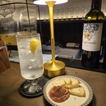 NISHIGO restaurant & bar - 