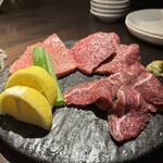 炭火焼肉 焼きしゃぶ にく式 - 