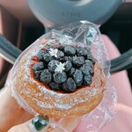 VOLLON - デニッシュ・ブルーベリーにお花( ⁰̷̴͈꒨⁰̷̴͈ ) 