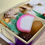 蒲田鳥久 - 特製弁当はおかずたっぷり