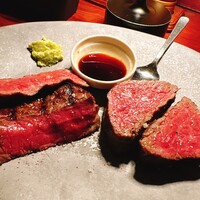カルネジーオ イースト - 