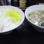 めん次郎 - 単品ご飯と豚汁