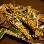 千松しま - optio A30で撮影。石焼朴葉の料理。