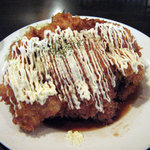 手の平よりも大きなチキンカツ