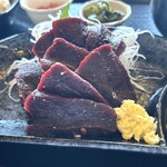 くしろ港町 釧ちゃん食堂 - ミンククジラのお刺身♪