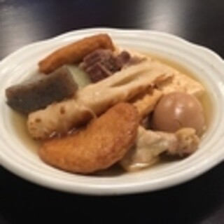 推薦特製高湯香氣的關東煮！此外，還有各式各樣的單品料理供應