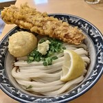 梅田 釜たけうどん - 