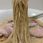 左とう - 麵リフトのアップ(冷製)