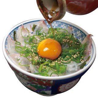 海鮮丼の駅前_2