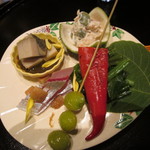 日本料理 幸庵 - とりわけた八寸、お酒が進みます