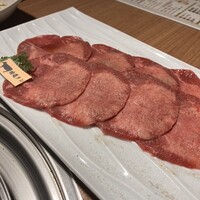 焼肉 にくなべ屋 神戸びいどろ 北野坂店 - 