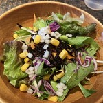 ビストロボンノ - 彩り豊かなサラダ