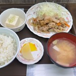 メフレ市場食堂 - 日替わり定食B¥600 本日は焼肉