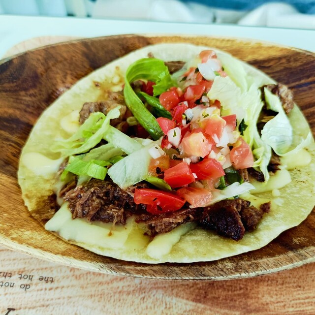 HOLA! TACOS （オラ タコス） - 織笠/タコス | 食べログ