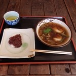 峠の茶屋・最上屋 - (2014/10月訪問）お雑煮＋あんころ餅・・つきたてのお餅でつくられます。