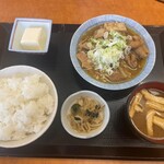 箱ざき食堂～米ともつ煮 ホルモン定食～ - 